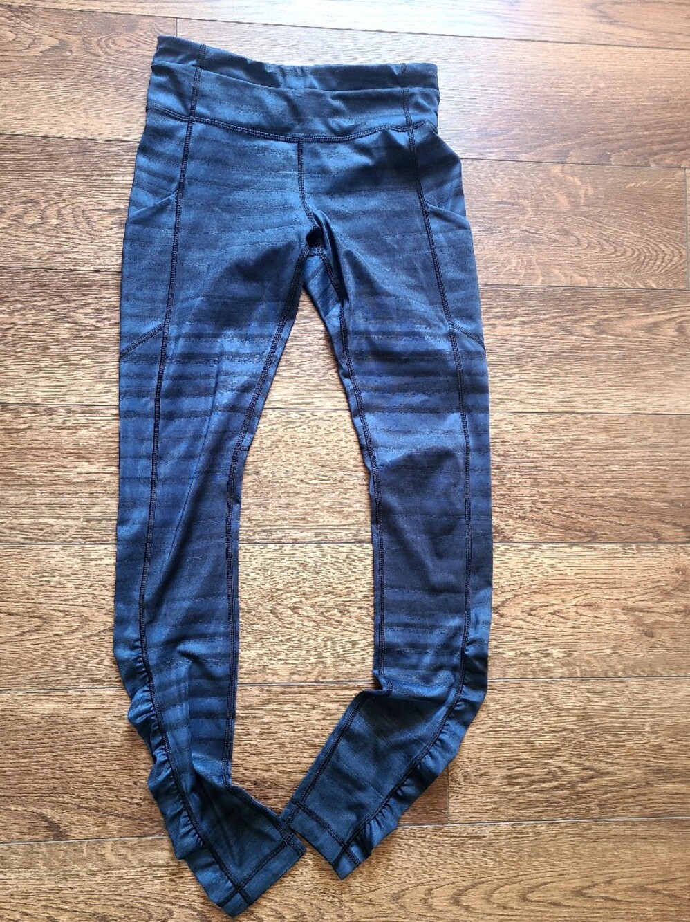 Lululemon Speed Tight III leggings, size 4